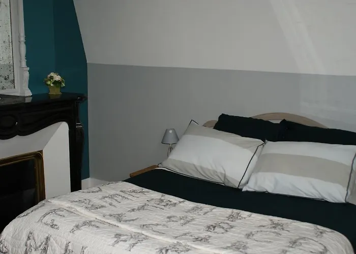 Couette-café Les Hortensias 3*