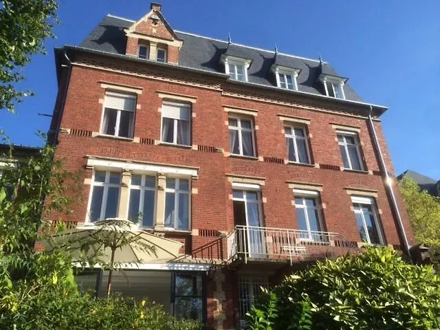 Couette-café Les Hortensias Clermont (Oise)